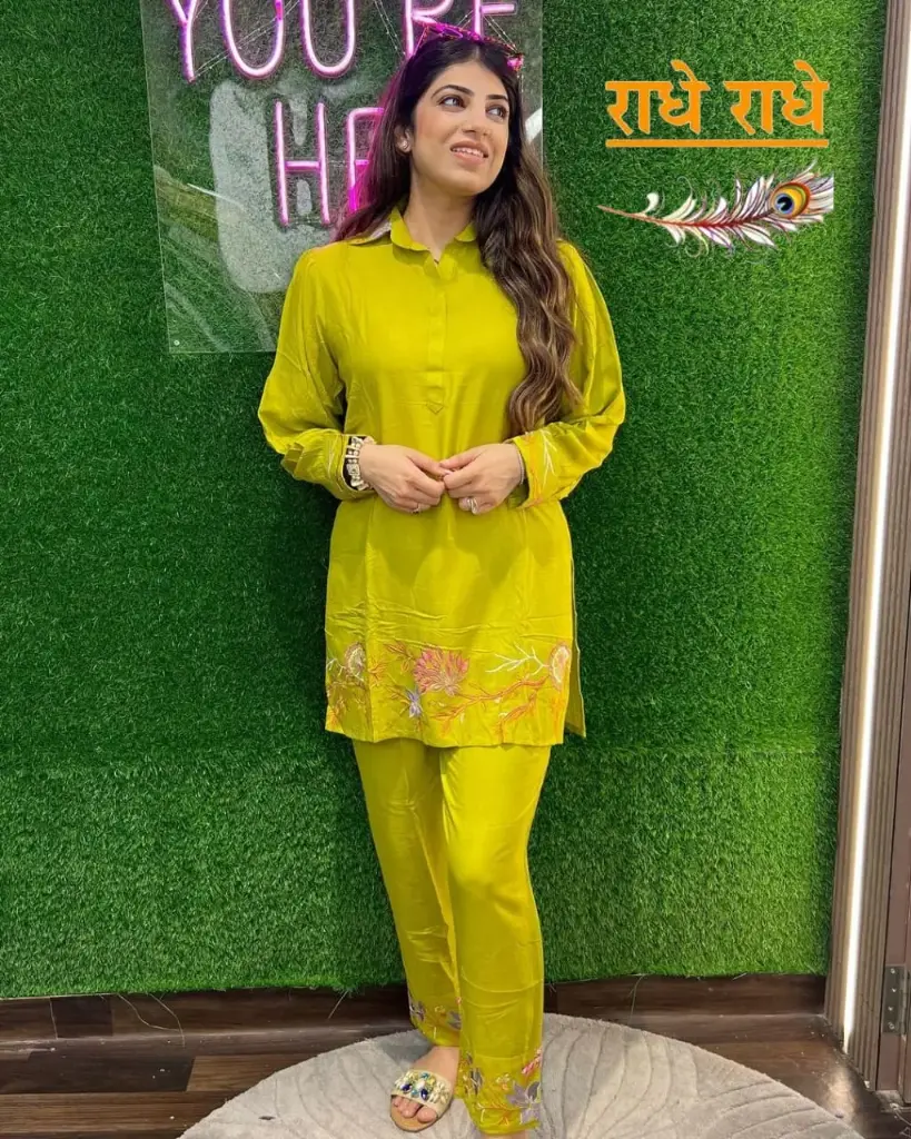 Embroidery Work Coord Set (M, Lime)