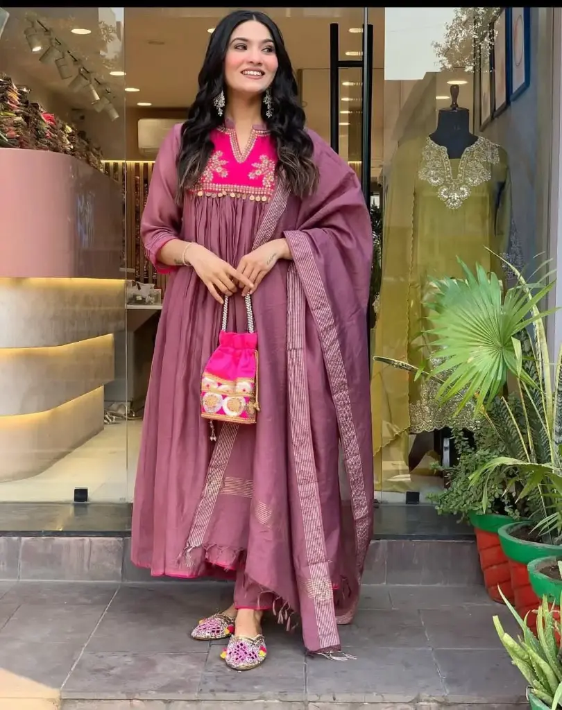 3-Piece Side Baju Embroidery Kurti Set (M, Rose Pink)